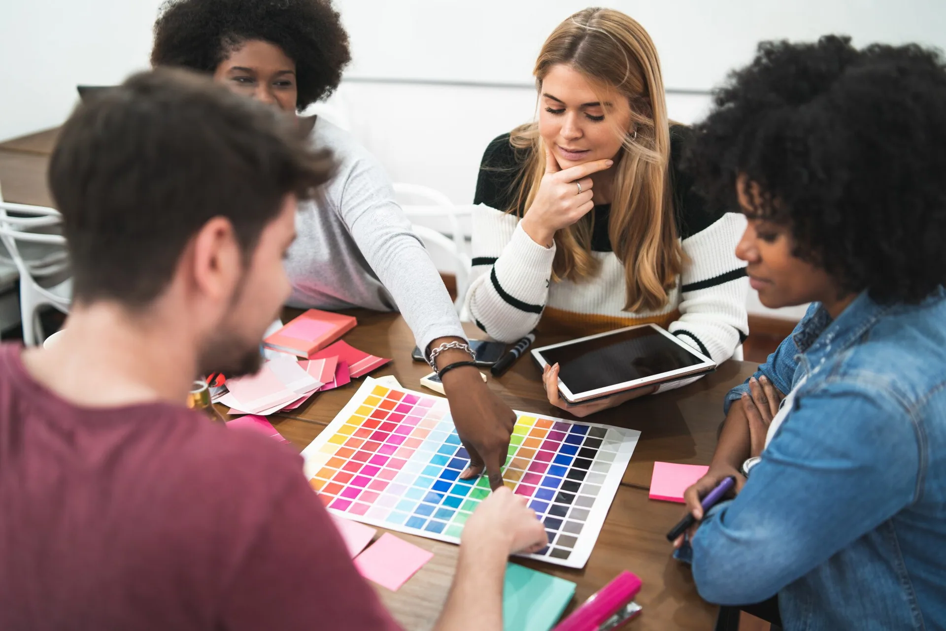 Why Studio Visits Beat Online Inspiration